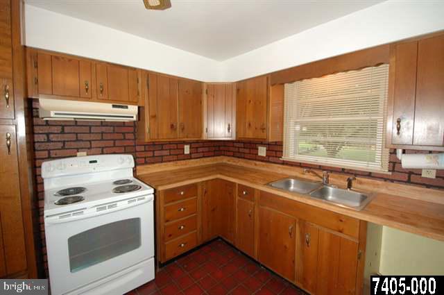 716 McCosh Street Hanover, PA 17331 - Photo 2 of 9 Gallery Image 2