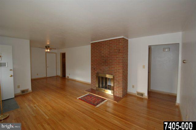 716 McCosh Street Hanover, PA 17331 - Photo 3 of 9 Gallery Image 3