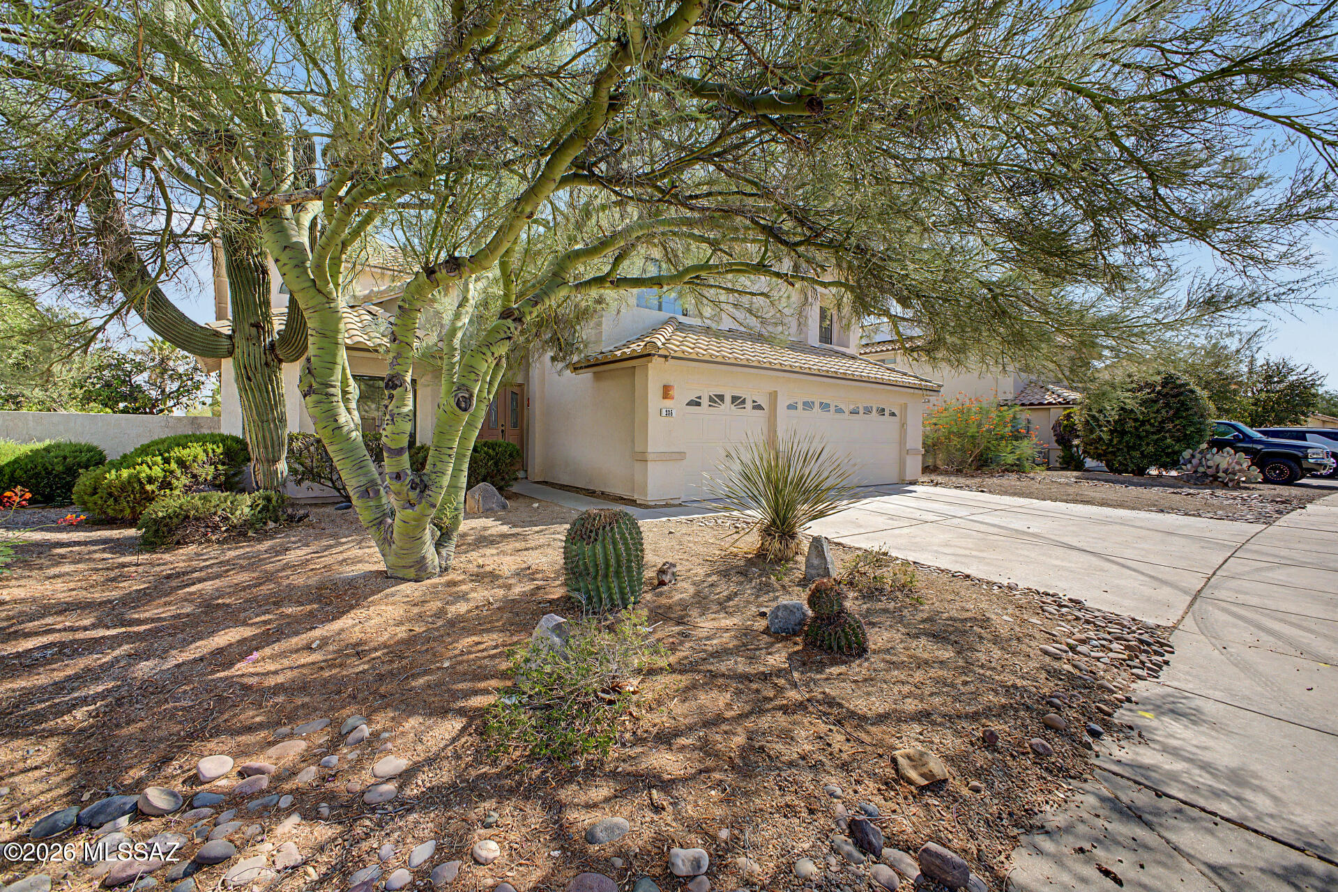 235 Marlboro Road Oro Valley, AZ 85755 - Photo 3 of 48 01 - Marlboro