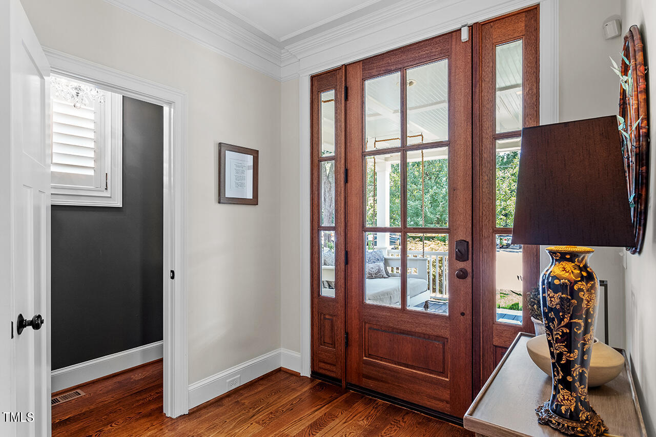 2626 Davis Street Raleigh, NC 27608 - Photo 4 of 46 2626 Davis Street_11