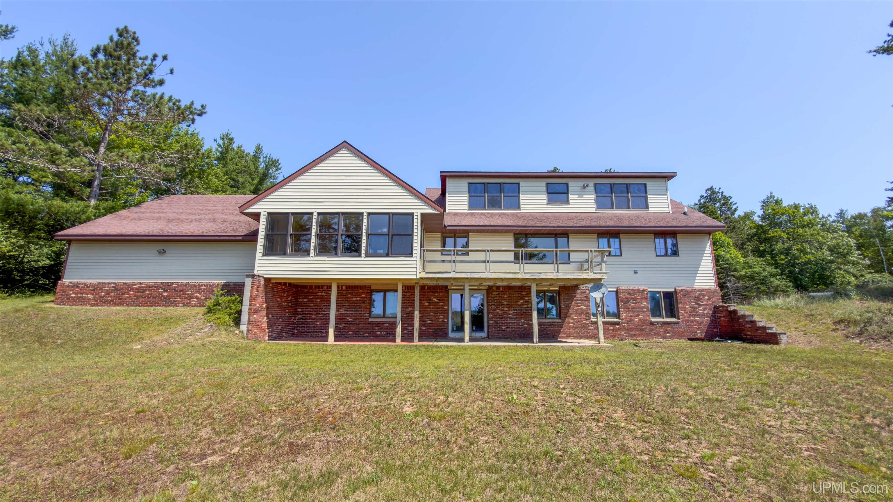 3185 Michigan Shores Road Gulliver, MI 49840 - Photo 2 of 70 Gallery Image 2