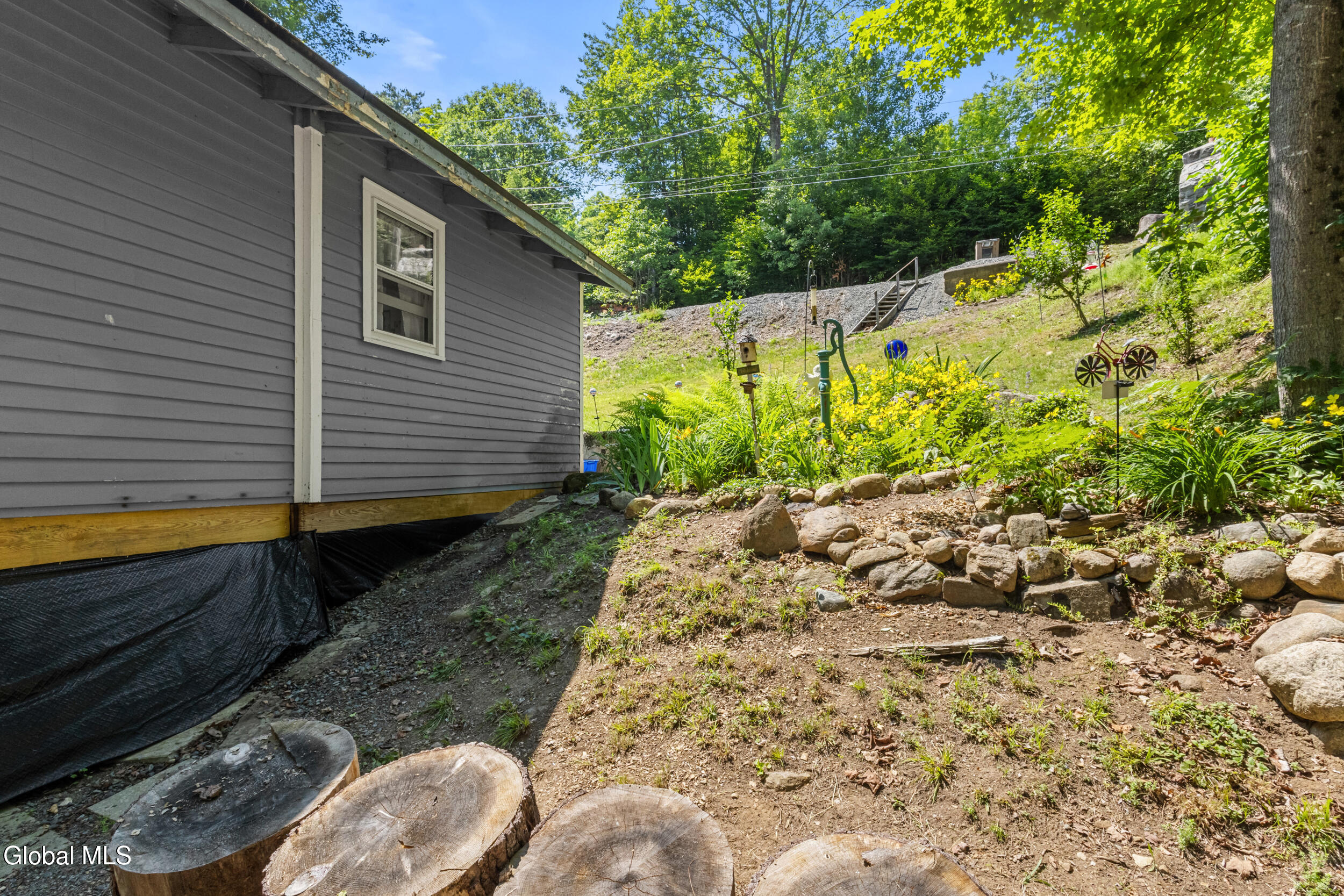 163 Lakeland Road Hadley, NY 12835 - Photo 12 of 42 11__7__0104