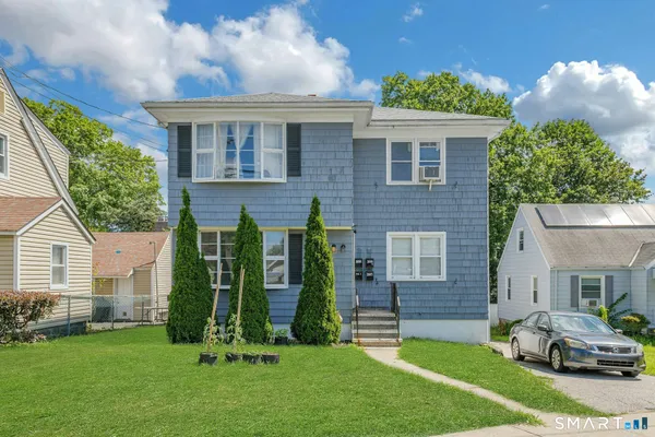 $2,300 | 2090 Madison Avenue, Bridgeport, CT 06606