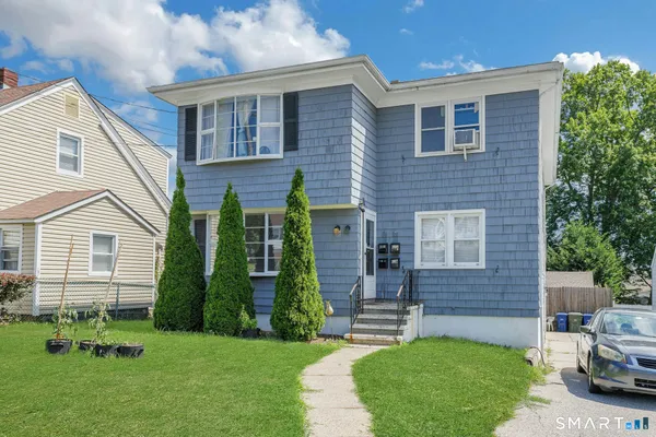 $2,300 | 2090 Madison Avenue, Bridgeport, CT 06606