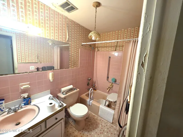 $50,000 | 243 Columbine Avenue, Unit C, Whiting, NJ 08759