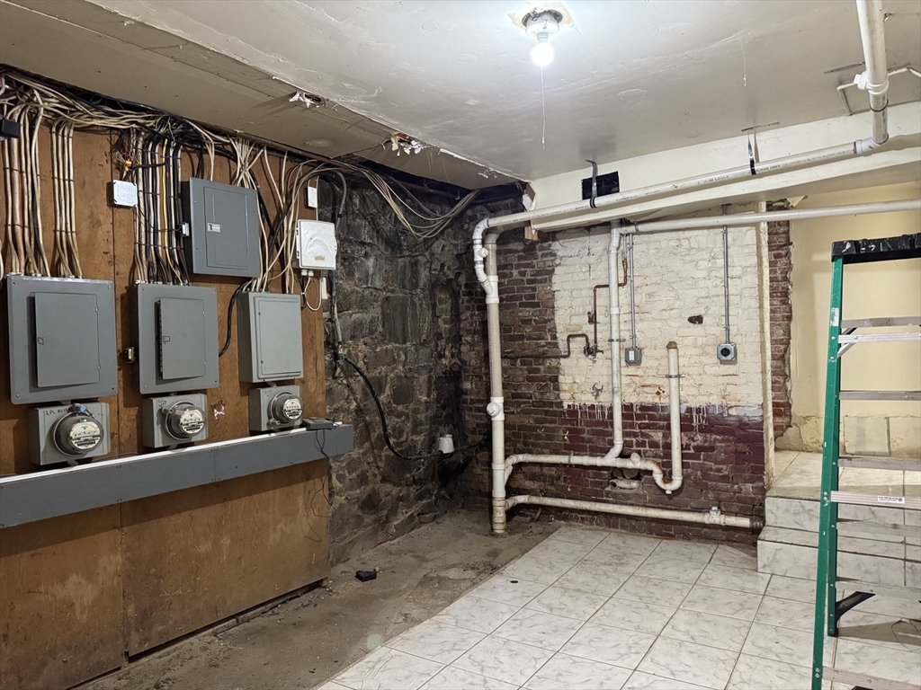 34 Gardner Street Chelsea, MA 02150 - Photo 26 of 27