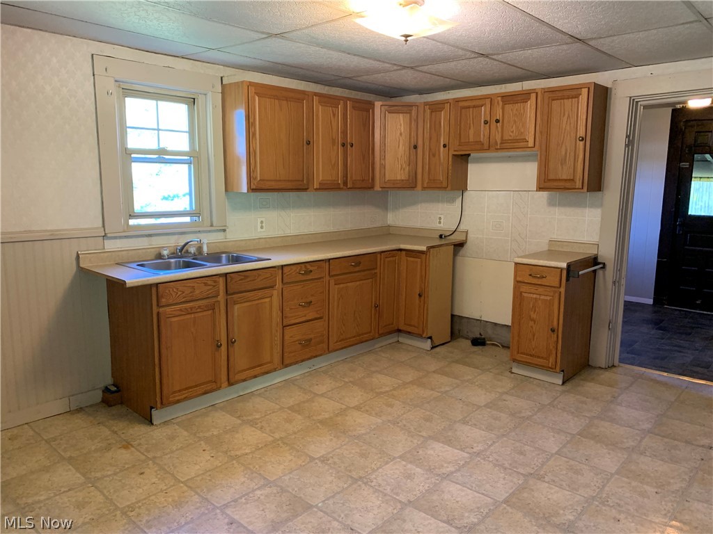 2443 South Street Midvale, OH 44653 - Photo 3 of 22
