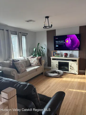 $489,900 | 83 Marple Rd Extension, Poughkeepsie, NY 12603