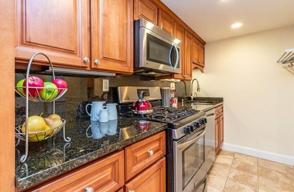 382 Riverway, Unit A Boston, MA 02115 - Photo 7 of 8