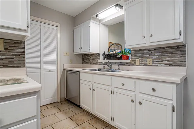 $268,900 | 4927 Hampshire Avenue, Memphis, TN 38117