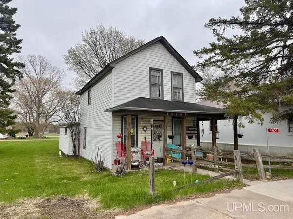 $89,000 | 10458 South Main Street, Rapid River, MI 49878