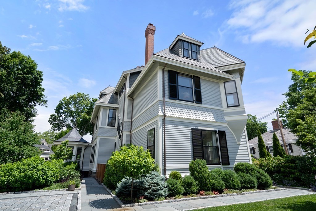 59 High Street Brookline, MA 02445 - Photo 3 of 37