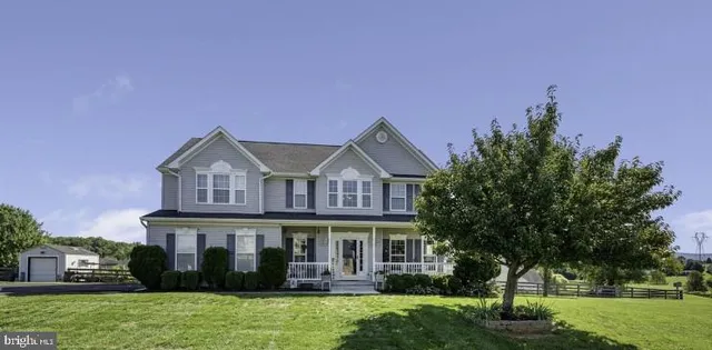 $799,900 | 107 Spruce Hill Way, Charles Town, WV 25414