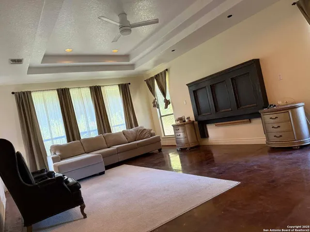 $599,999 | 17132 Bandera Road, Unit 7, Helotes, TX 78023