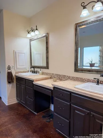 $599,999 | 17132 Bandera Road, Unit 7, Helotes, TX 78023