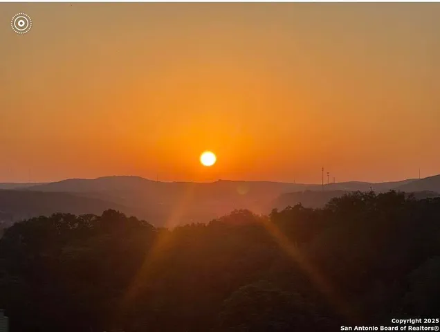 $599,999 | 17132 Bandera Road, Unit 7, Helotes, TX 78023