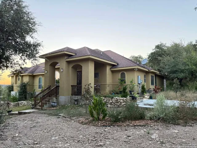 $599,999 | 17132 Bandera Road, Unit 7, Helotes, TX 78023