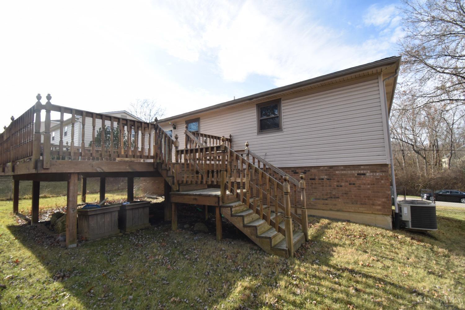 9002 Palomar Road Cincinnati, OH 45251 - Photo 17 of 18 Gallery Image 17