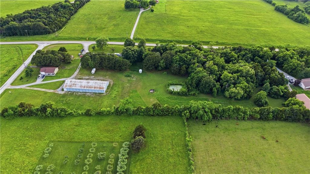 703 Northeast 102P Road Clinton, MO 64735 - Photo 42 of 53