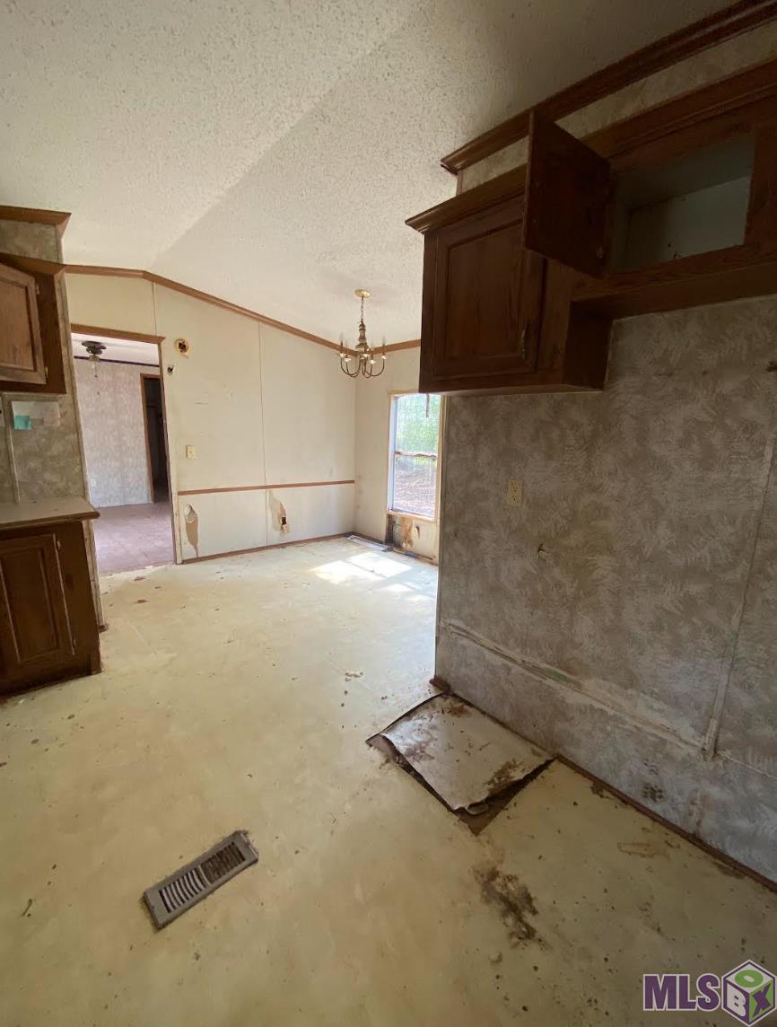 12516 Arnold Road Walker, LA 70785 - Photo 4 of 7