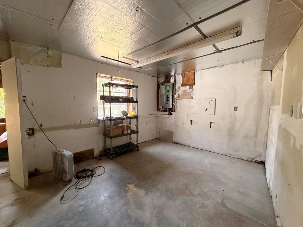 9333 Red Bank Road Birdsnest, VA 23307 - Photo 47 of 74