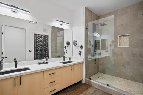 $699,000 | 1480 Broadway, Unit 2322, San Diego, CA 92101