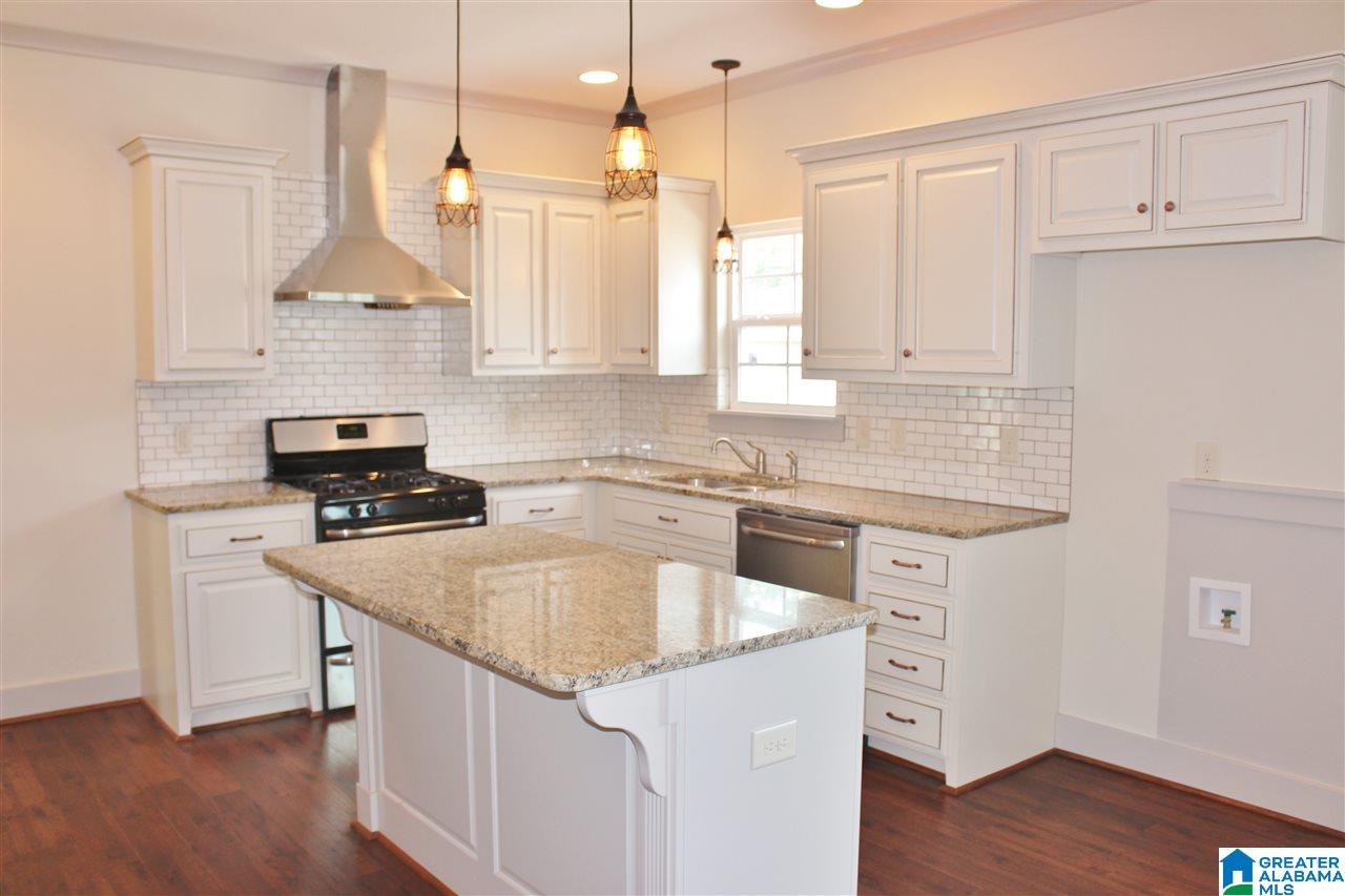 903 Valley Circle, Unit 331 Leeds, AL 35094 - Photo 3 of 4