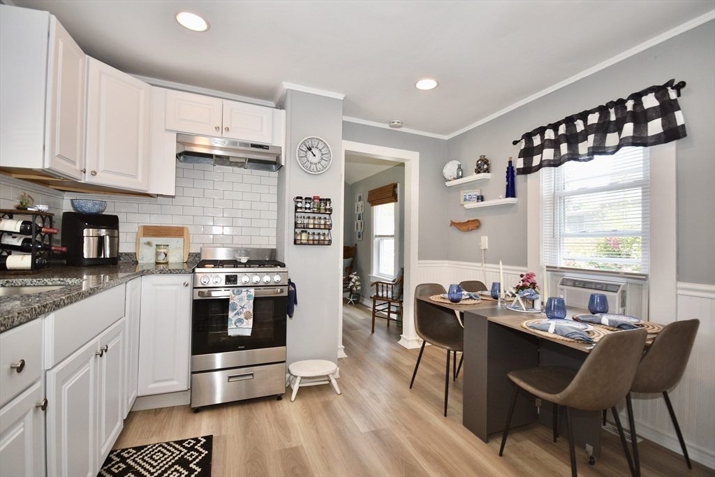 30 13th Street Wareham, MA 02558 - Photo 11 of 31