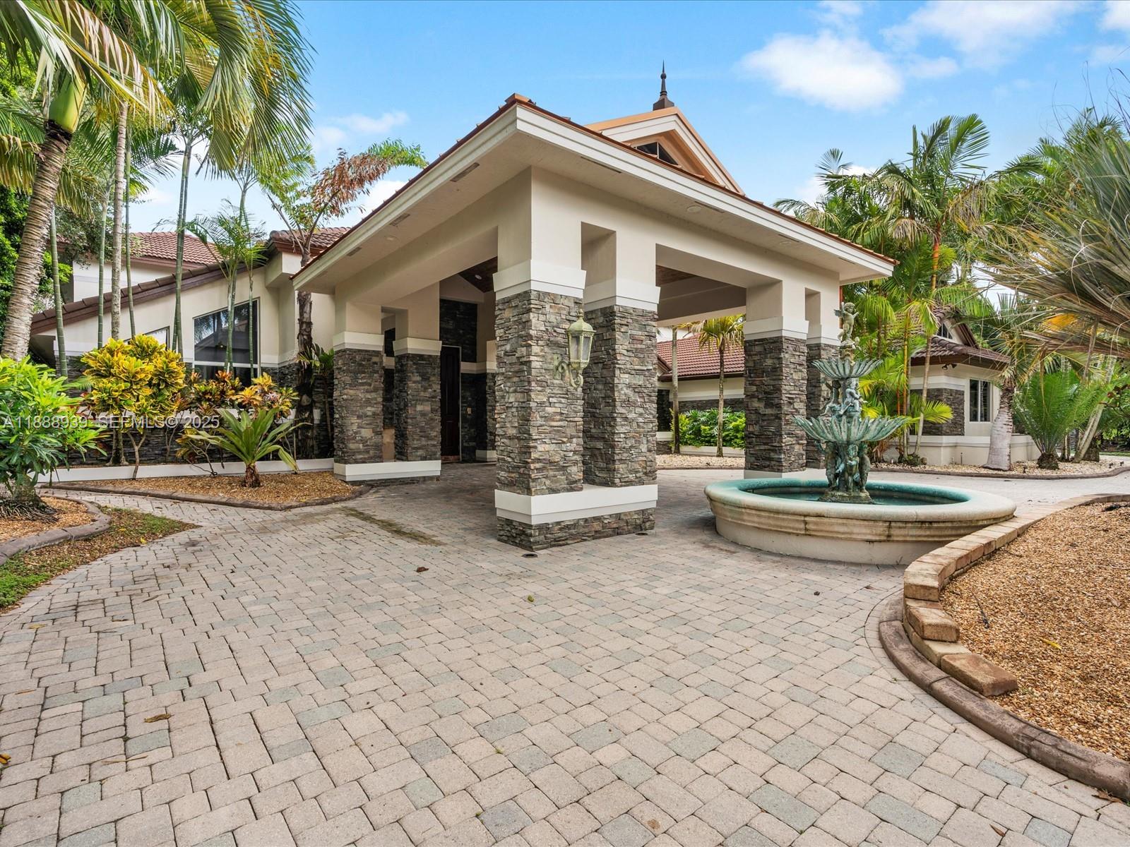 2941 Paddock Lane Weston, FL 33331 - Photo 6 of 90