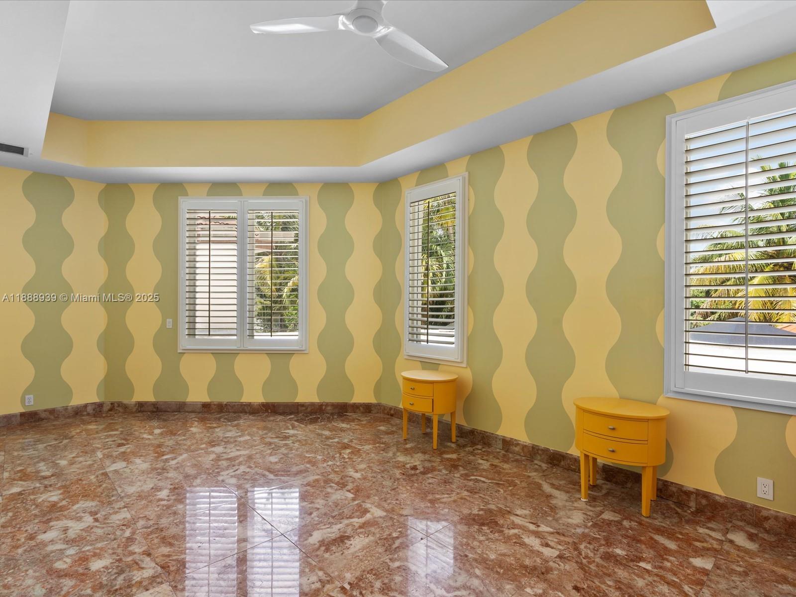 2941 Paddock Lane Weston, FL 33331 - Photo 66 of 90 a bathroom with a bathtub and a shower