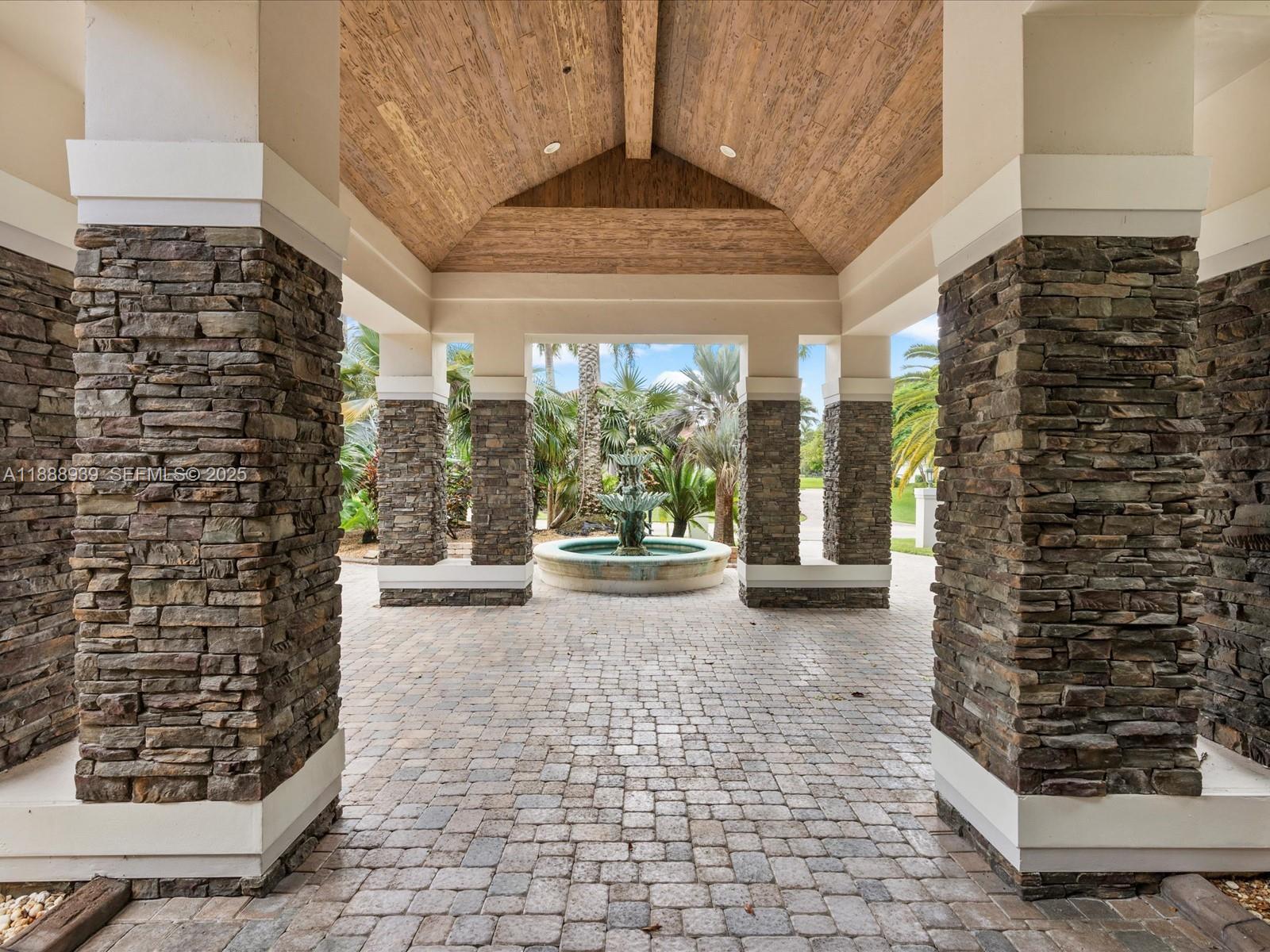 2941 Paddock Lane Weston, FL 33331 - Photo 7 of 90