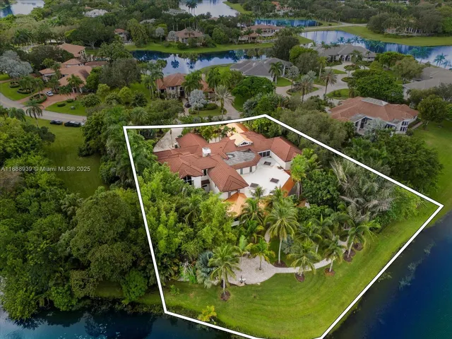 $8,975,000 | 2941 Paddock Lane, Weston, FL 33331
