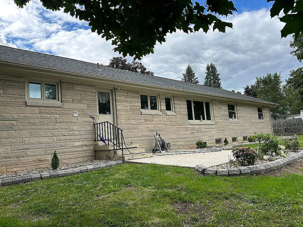 520 Yale Avenue Alma, MI 48801 - Photo 5 of 63 fda4334e228c64e947b28bb0d44b58db-cc_ft_1