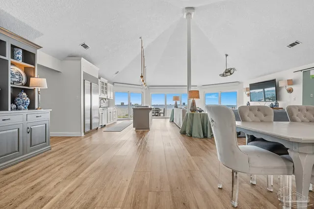 $1,890,000 | 1119 Soundview Trail, Gulf Breeze, FL 32561