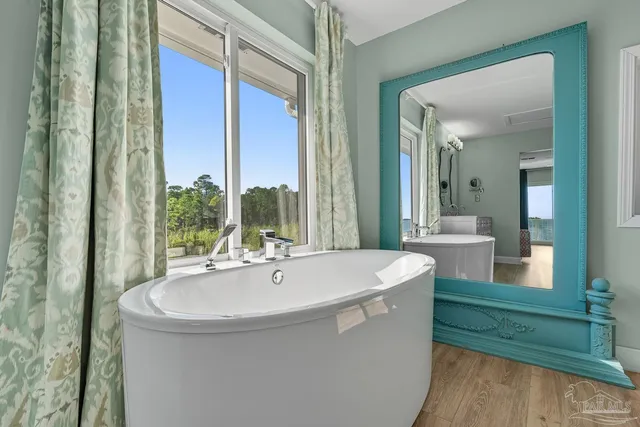 $1,890,000 | 1119 Soundview Trail, Gulf Breeze, FL 32561