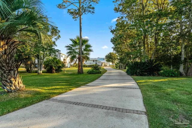 $1,890,000 | 1119 Soundview Trail, Gulf Breeze, FL 32561