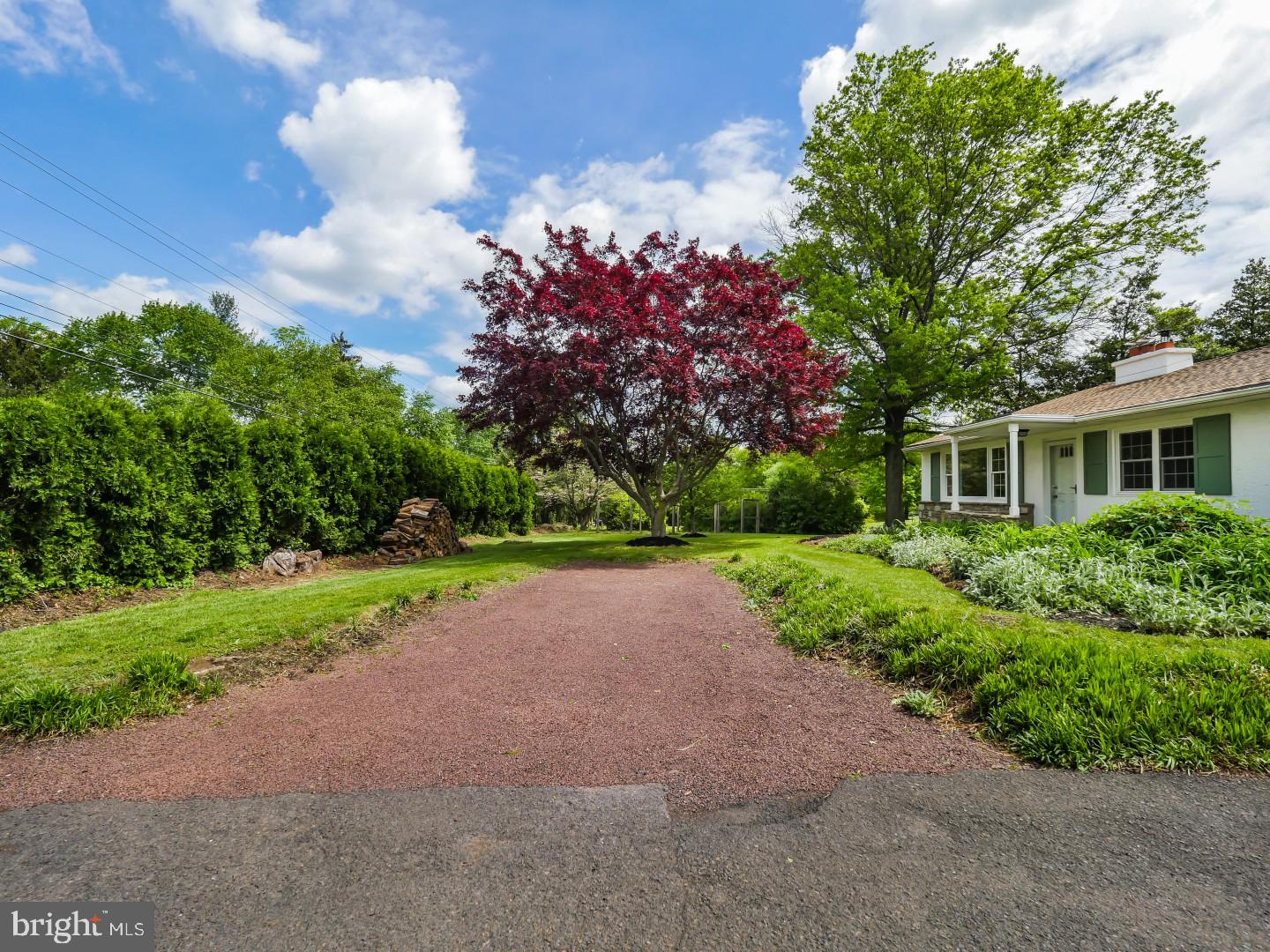 527 Buck Road Holland, PA 18966 - Photo 3 of 37 Gallery Image 3