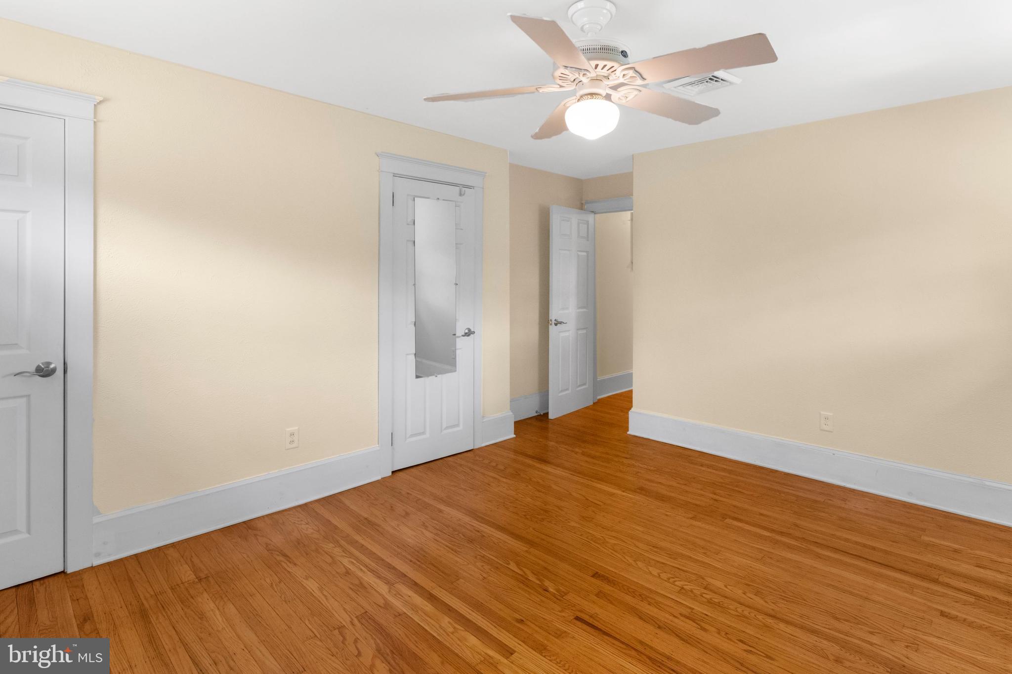 527 Buck Road Holland, PA 18966 - Photo 26 of 37 Bedroom #1