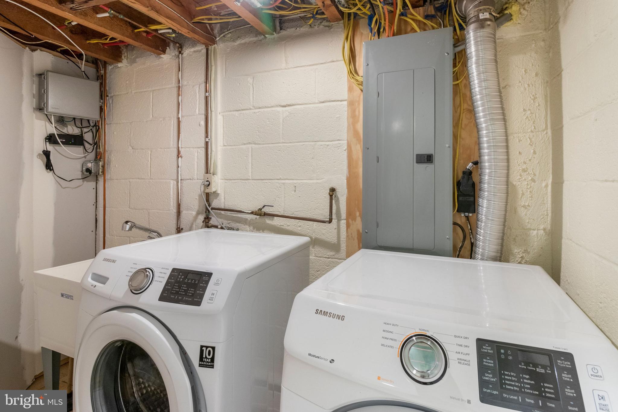527 Buck Road Holland, PA 18966 - Photo 35 of 37 Laundry Room