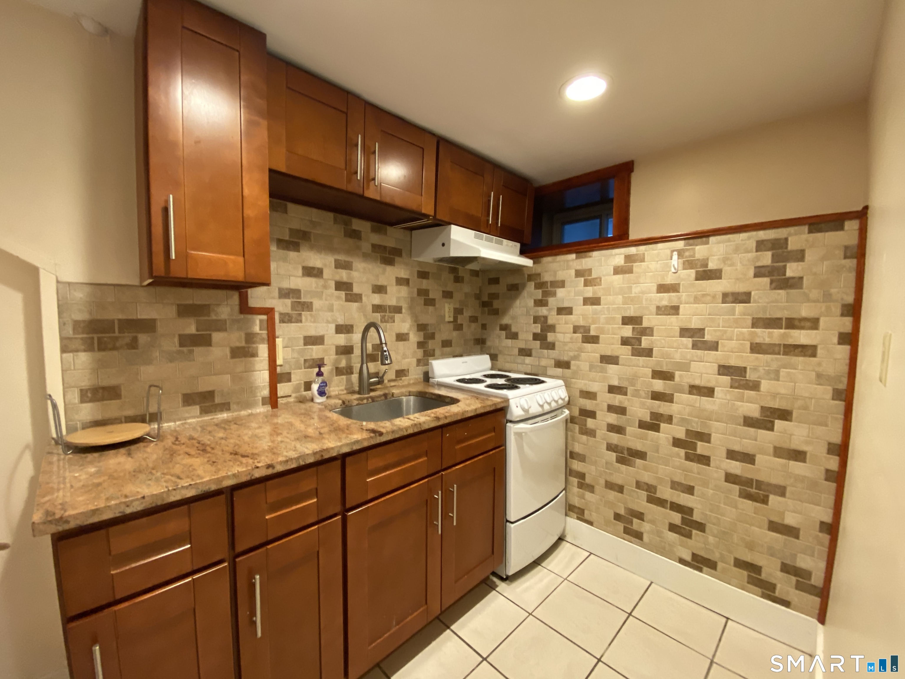 239 Edwards Street, Unit LL New Haven, CT 06511 - Photo 3 of 11