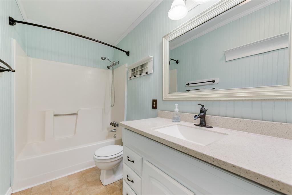 1447 Campbell Road Midlothian, TX 76065 - Photo 22 of 40