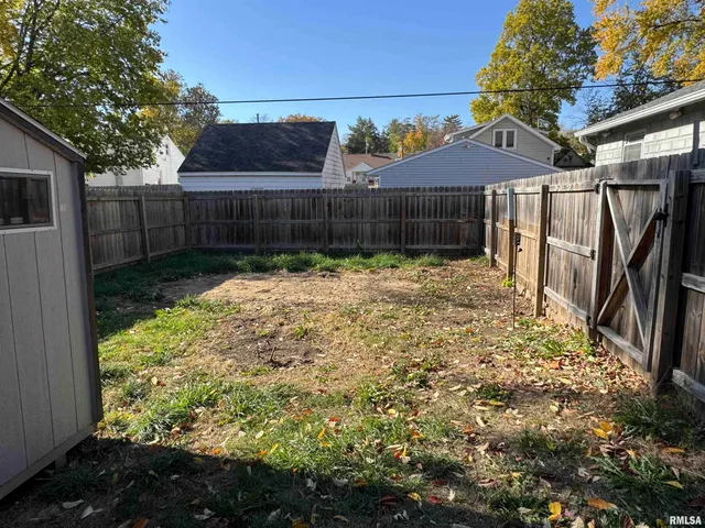 $115,000 | 211 McKinley Avenue, Bartonville, IL 61607