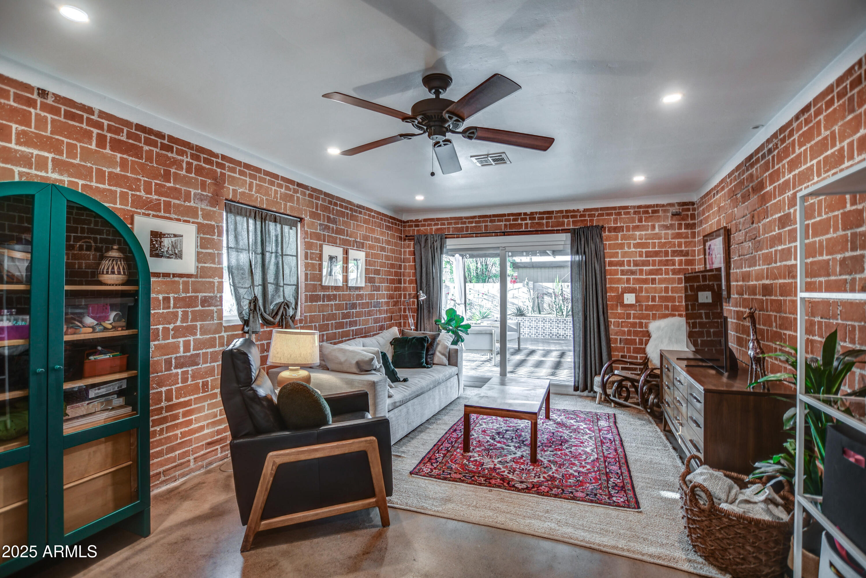 1402 East Granada Road Phoenix, AZ 85006 - Photo 15 of 42 Family 2