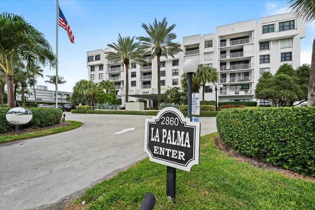 $6,100 | 2860 South Ocean Boulevard, Unit 201, Palm Beach, FL 33480