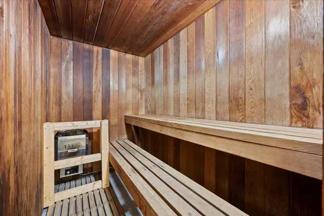 $6,100 | 2860 South Ocean Boulevard, Unit 201, Palm Beach, FL 33480