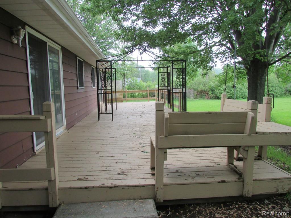 4382 Jeddo Road Fort Gratiot, MI 48059 - Photo 18 of 22 IMG_0211.jpg