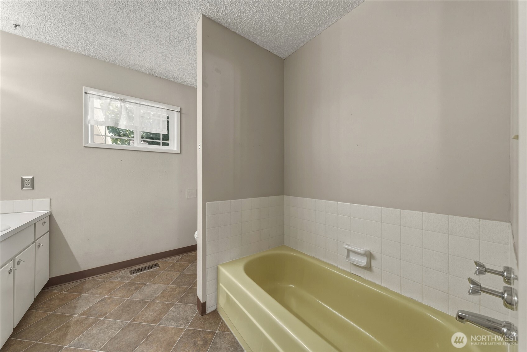 39 Sheridan Road Walla Walla, WA 99362 - Photo 7 of 22