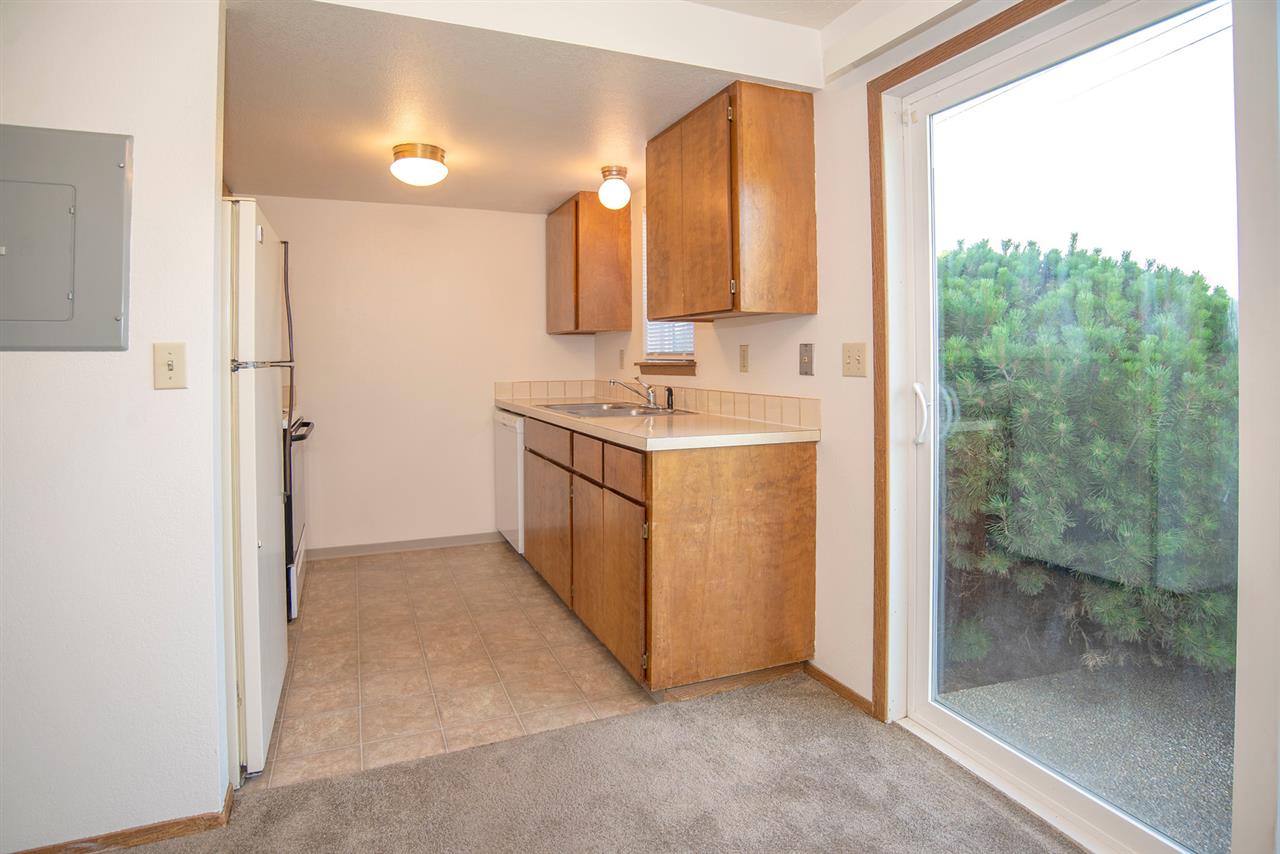 2105 North Houk Road, Unit 5 Spokane Valley, WA 99216 - Photo 8 of 19 Gallery Image 8
