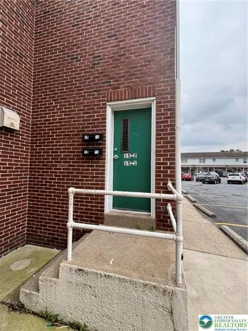 $1,500 | 15 West Water Street, Unit 1, Hellertown, PA 18055