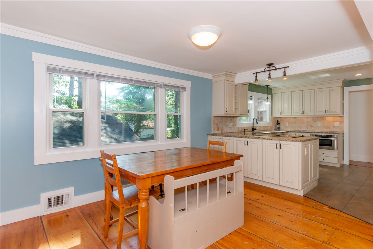 88 Old Post Road Kittery, ME 03904 - Photo 4 of 24
